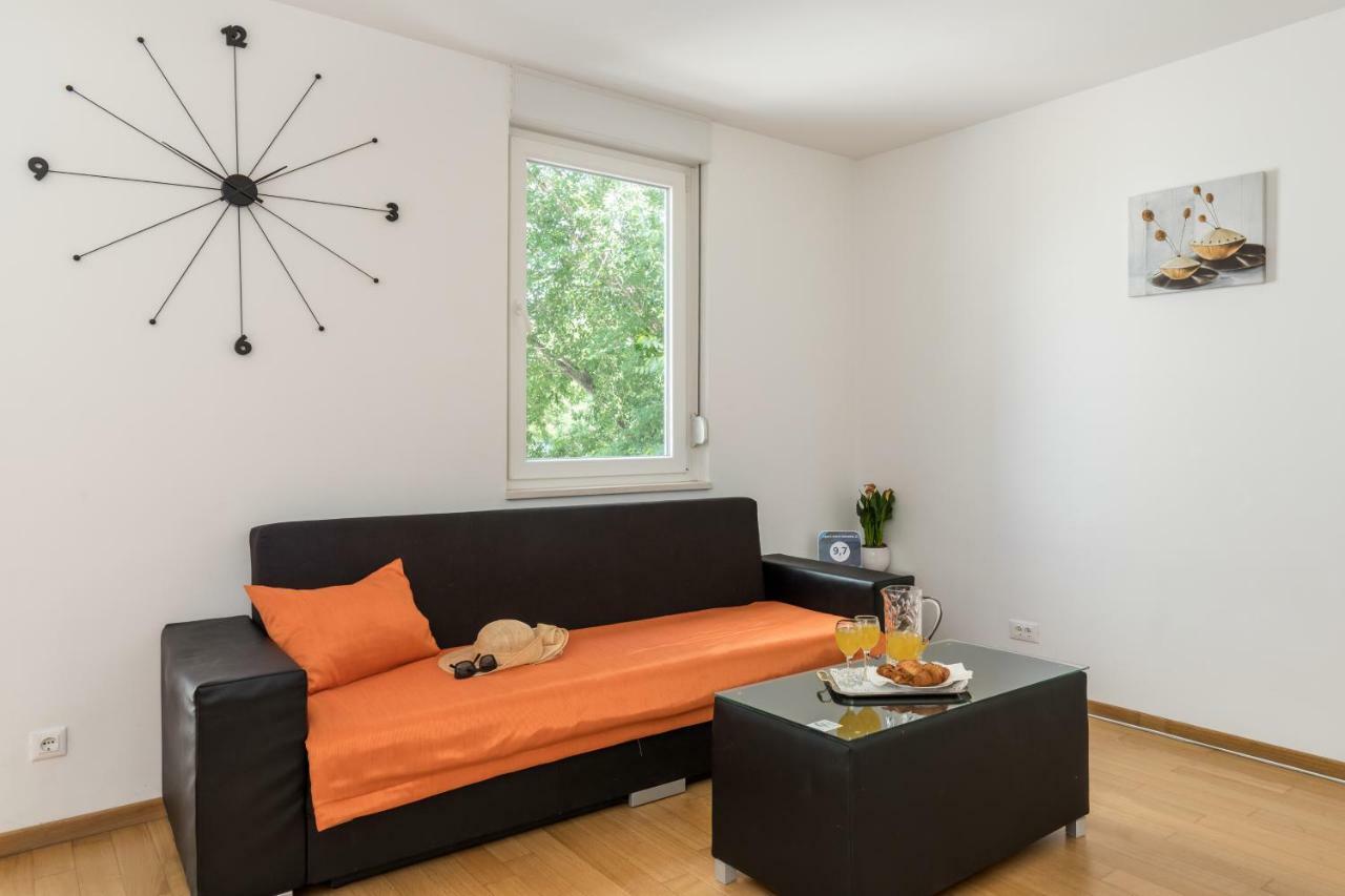 Apartment Marcela With Private Parking Split Eksteriør bilde